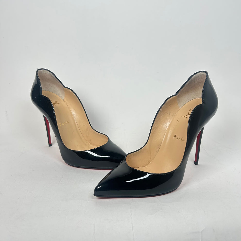 Christian Louboutin Black Patent Hot Chick 100 Heels Size 38.5