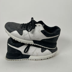 Louis Vuitton Monogram Grey Runaway Sneaker Size 7
