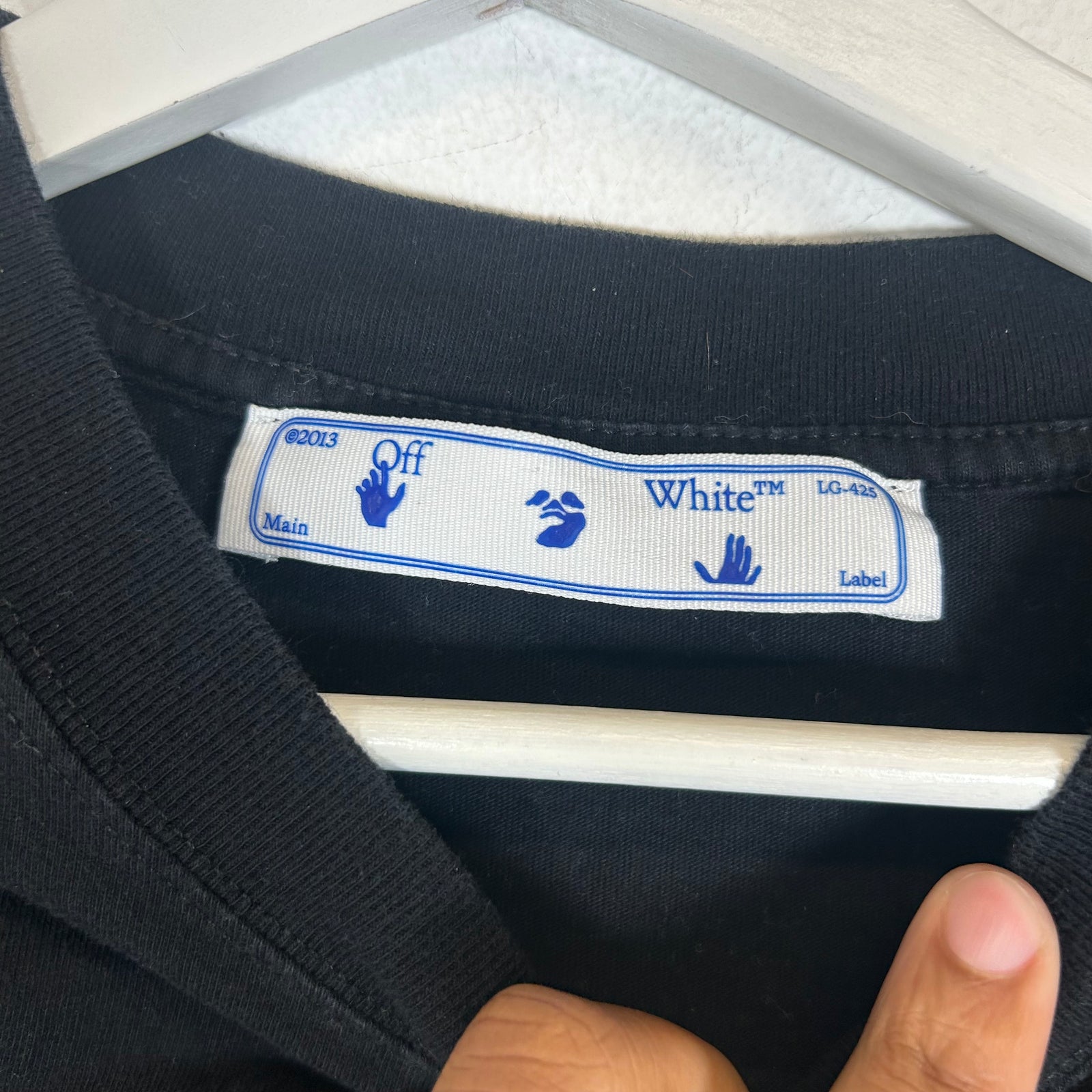 Off-White Black/Blue Arrows Topography Tee Size S