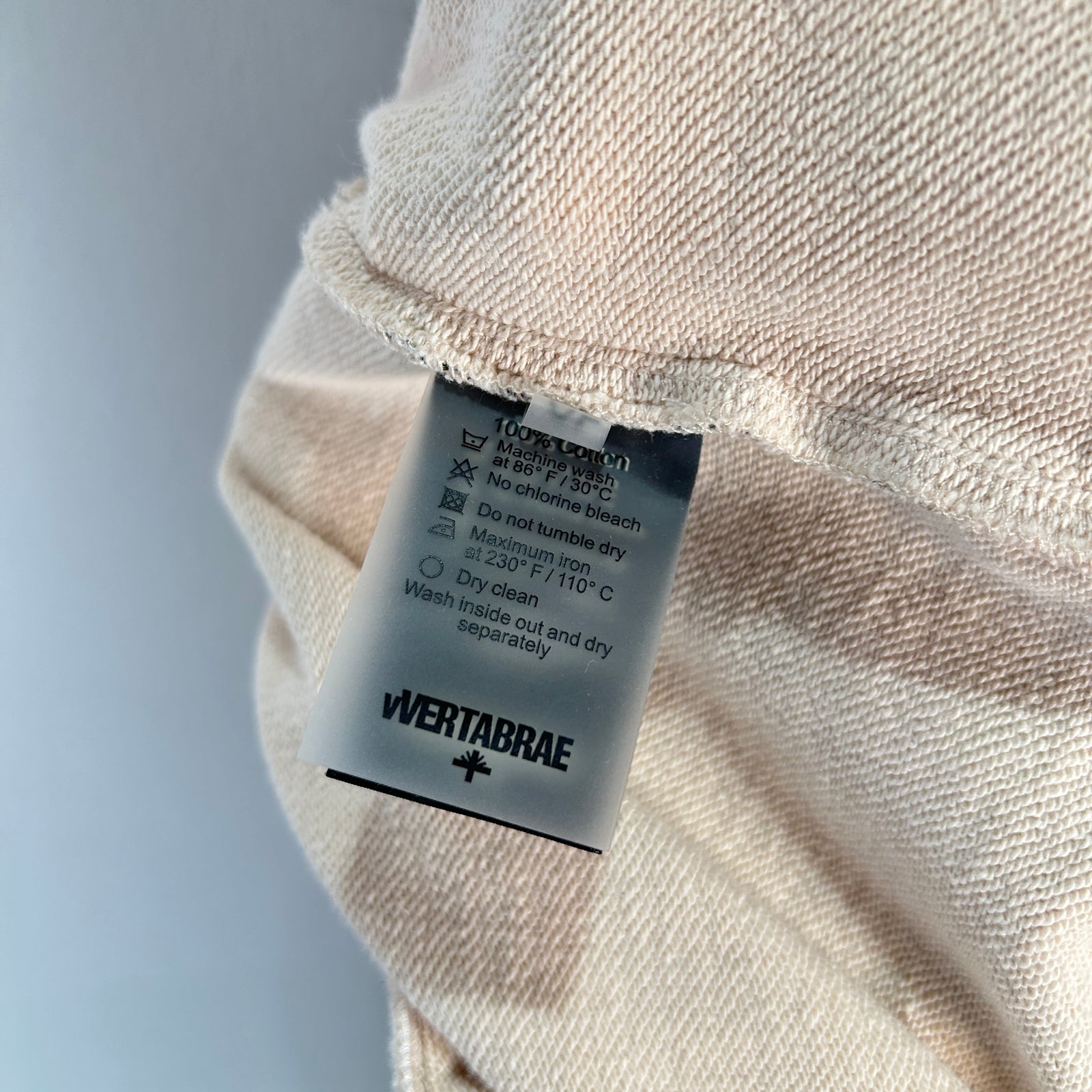 Vertabrae Graffiti Ivory Logo Sweatpants Size XL