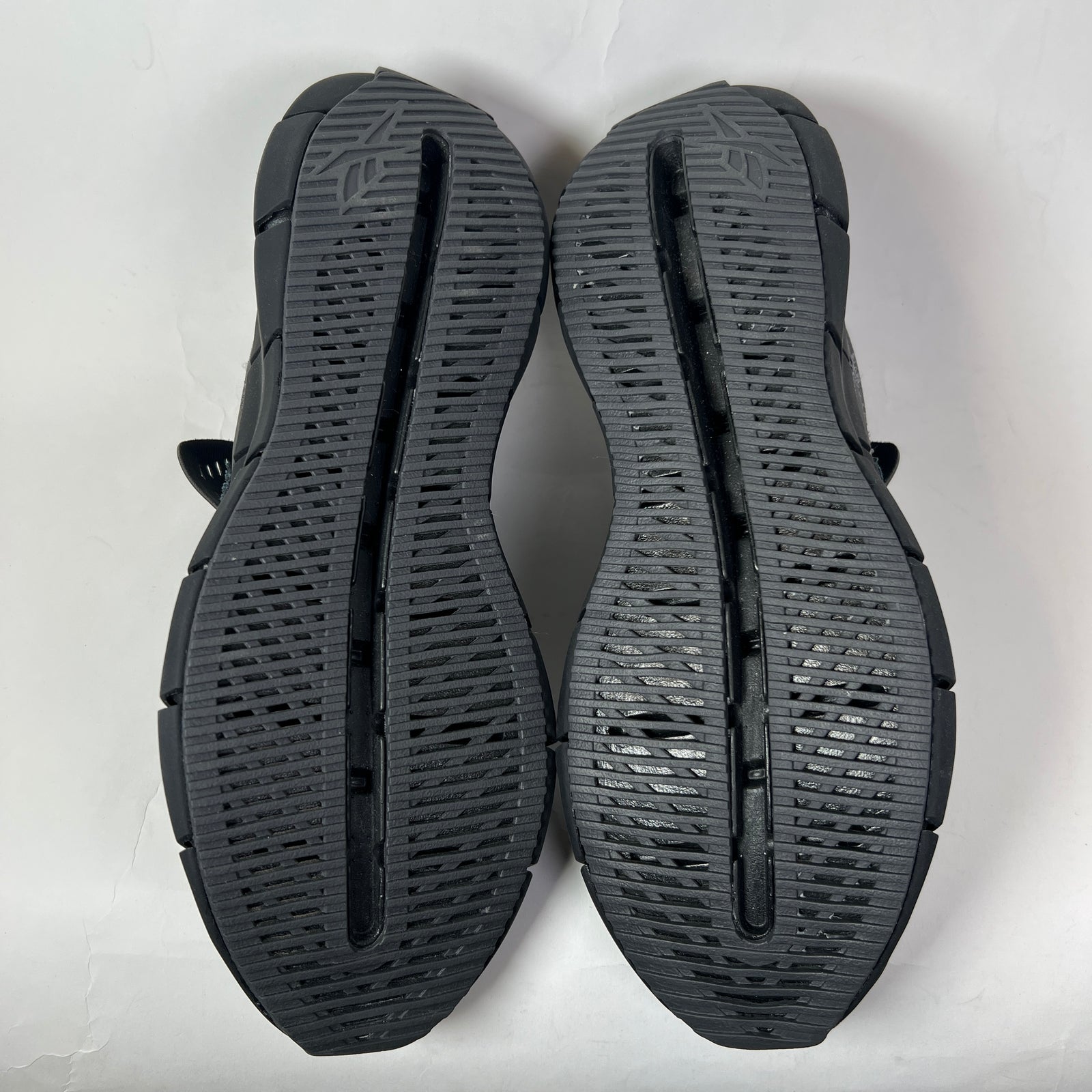 Maison Margiela x Reebok Black Zig 3D Storm Memory Foam Sneaker Size 11