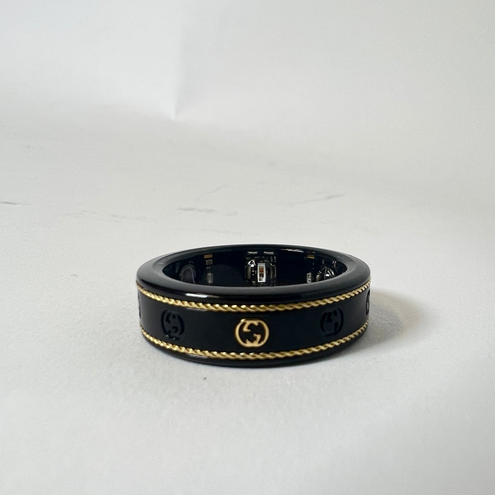 Gucci x Oura 18k Gold Smart Ring Size 12