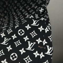 Louis Vuitton Black Ombre Monogram Size M
