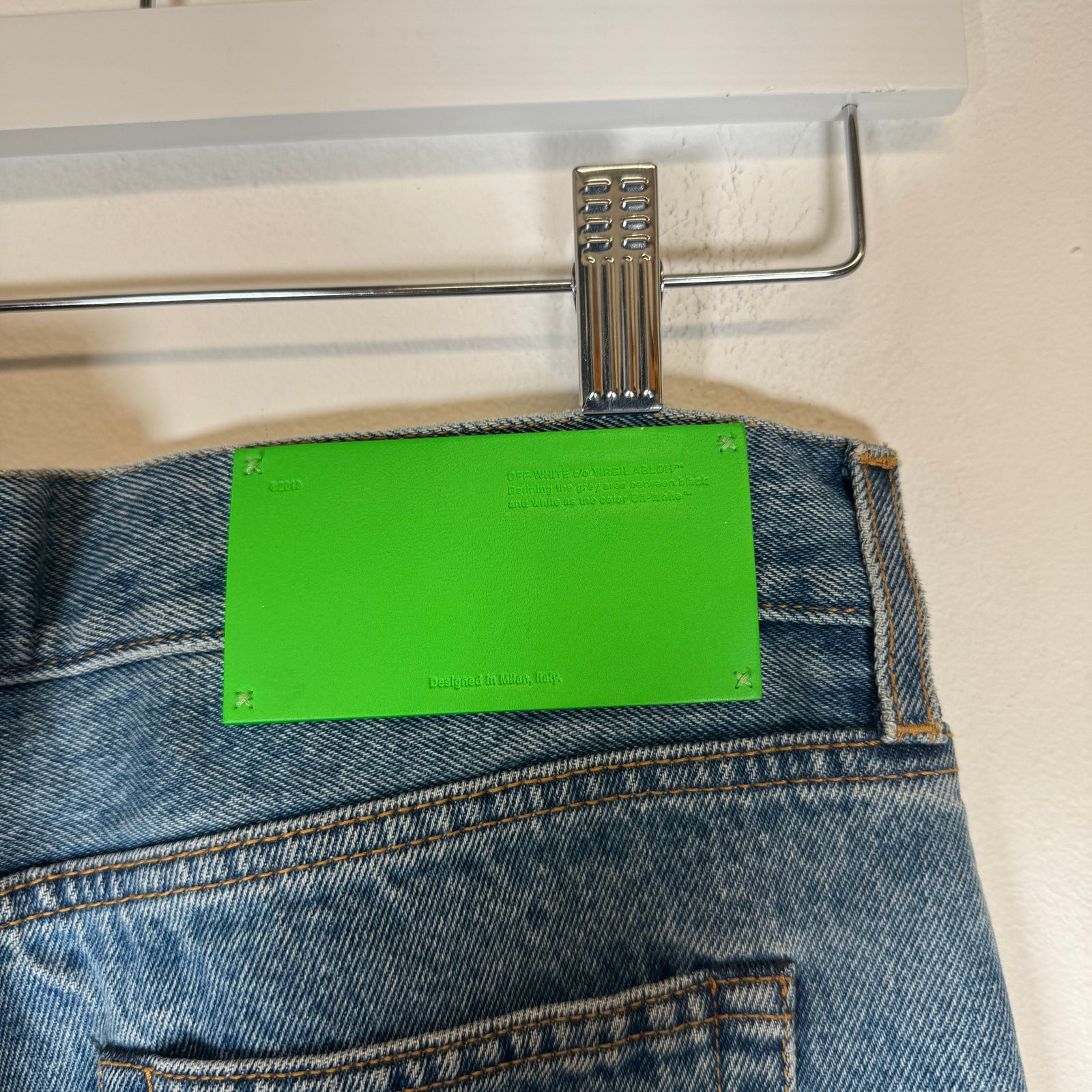 Off-White Blue Sraight Leg Jeans Size 30