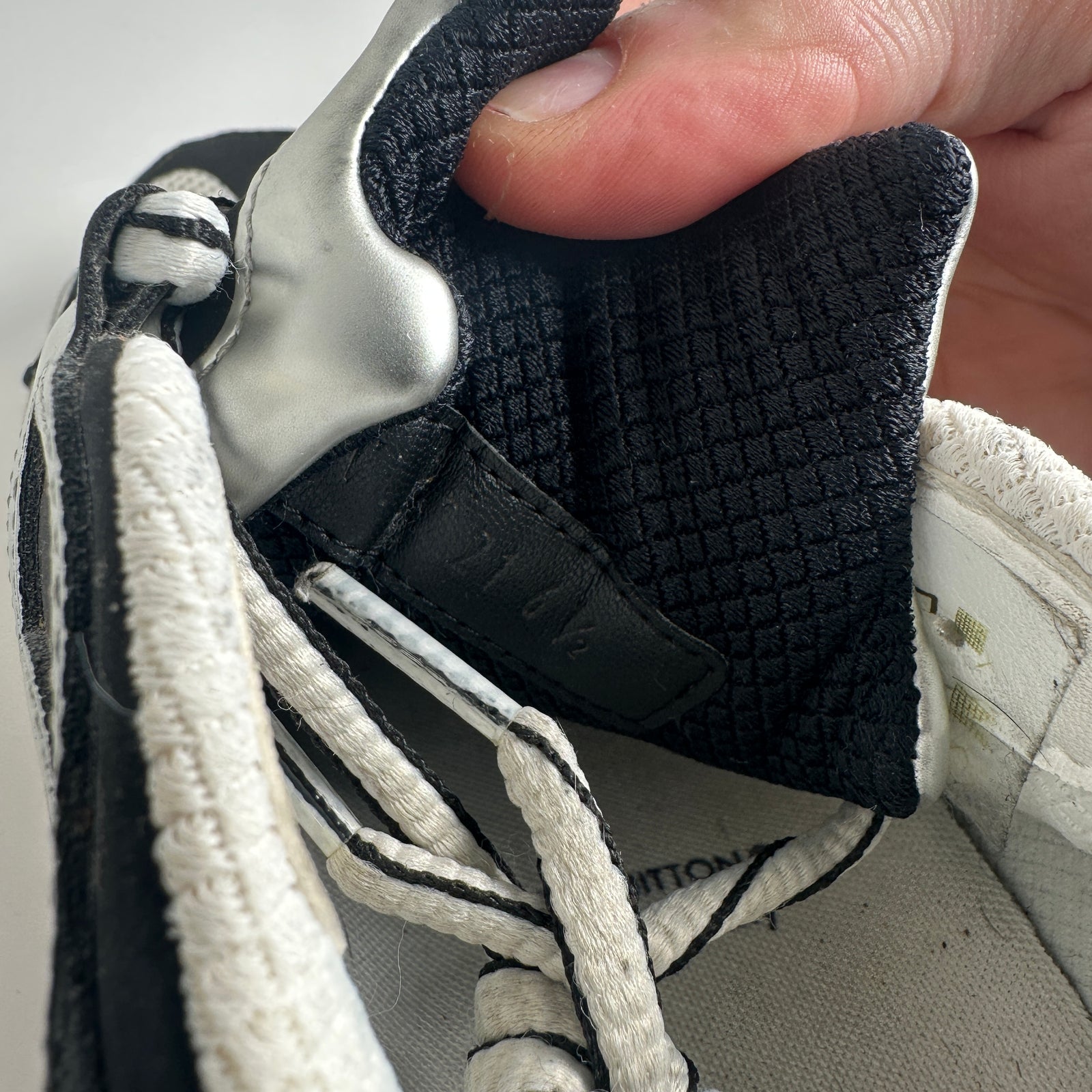 Louis Vuitton Runner Tactic Silver Size LV 6.5