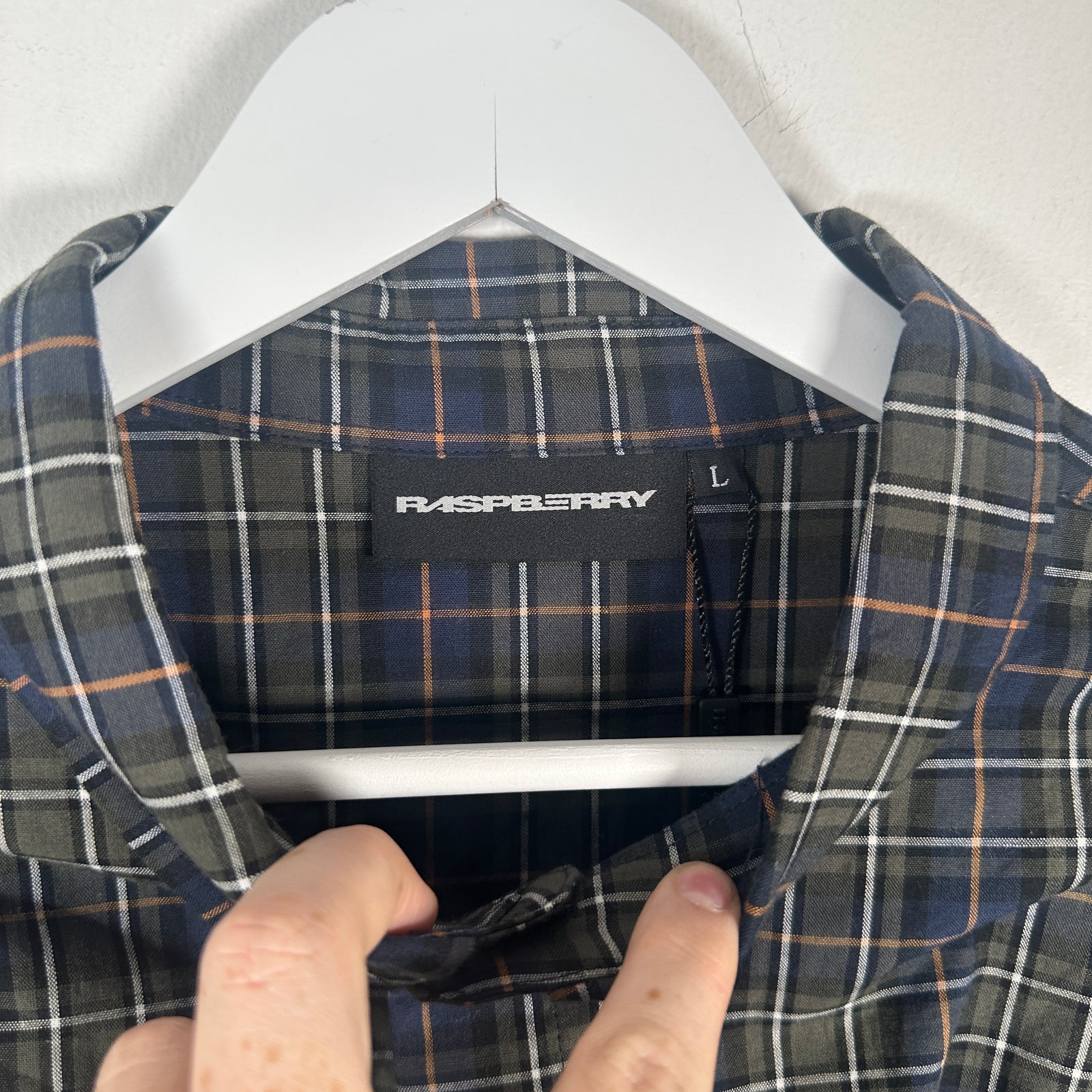 Raspberry Hills Back Logo Flannel Size L