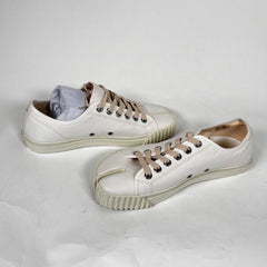 Maison Margiela Tabi Low Top Canvas White Size 39.5