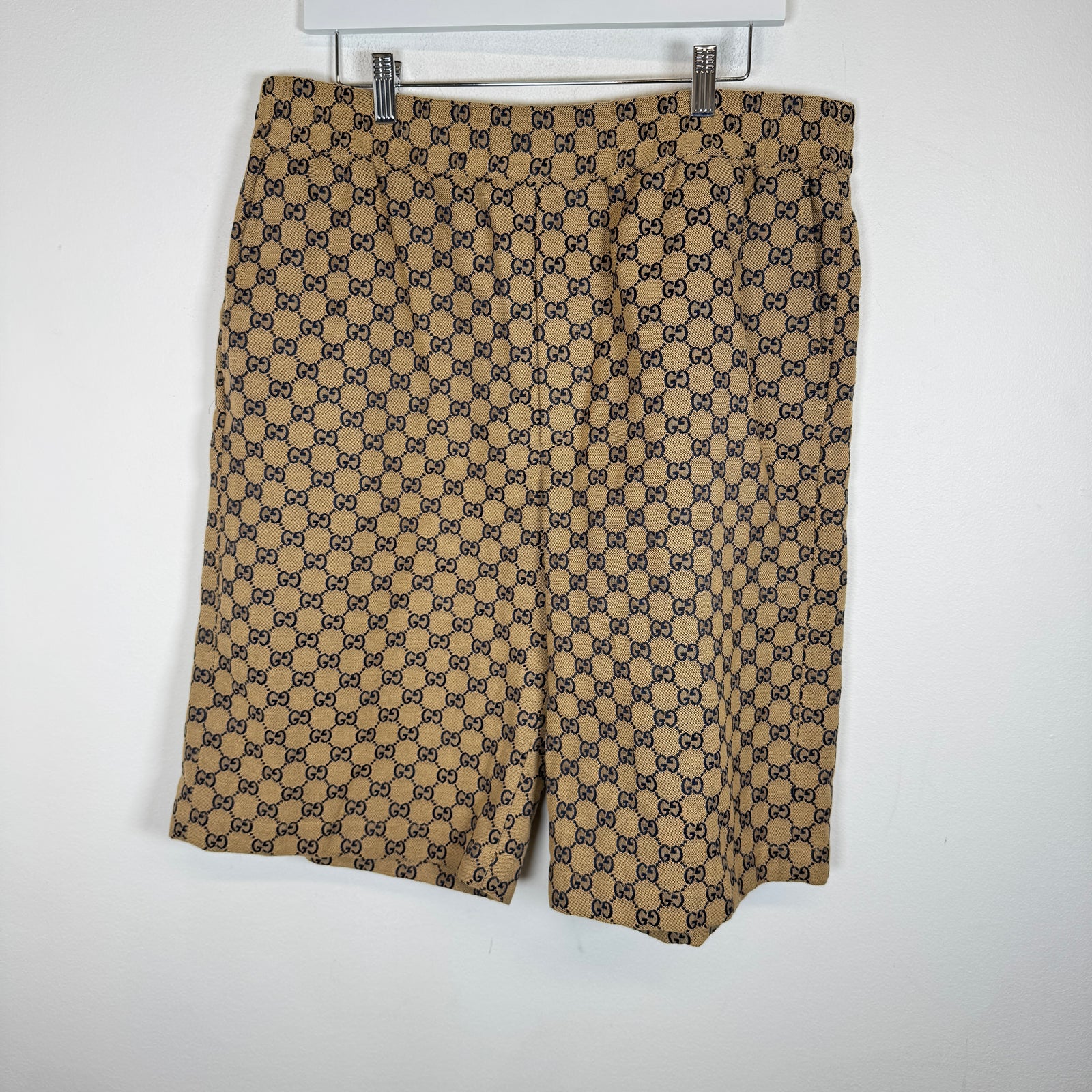 Gucci Beige GG Monogram Canvas Short Size 54