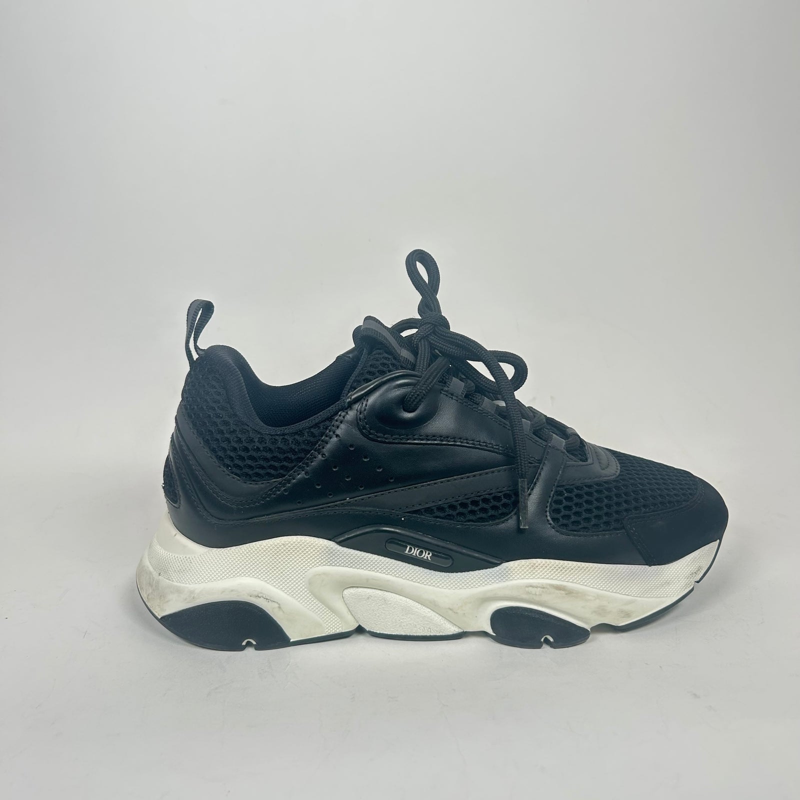 Dior Black/White B22 Sneaker Size 39