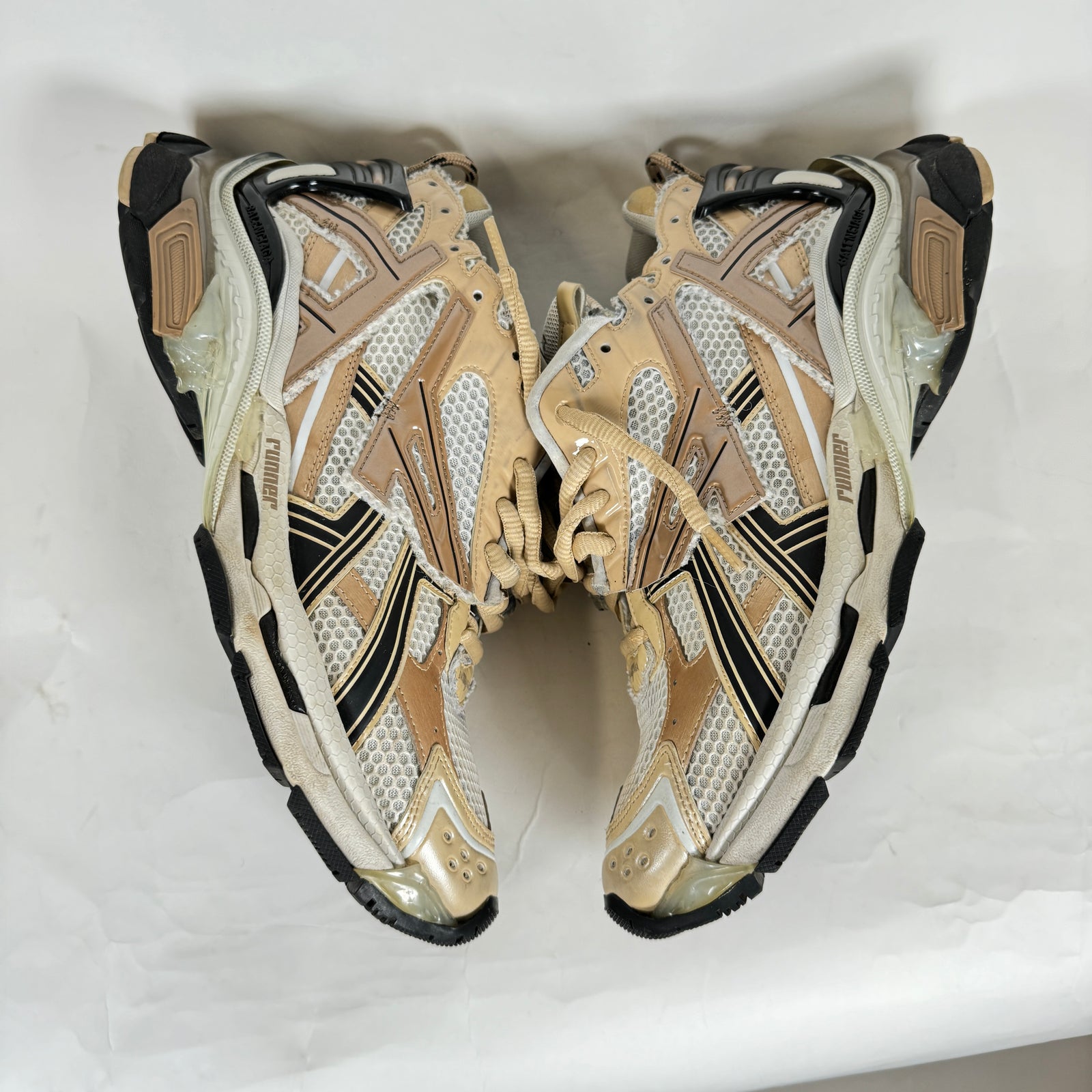 Balenciaga Beige Runners Size 45