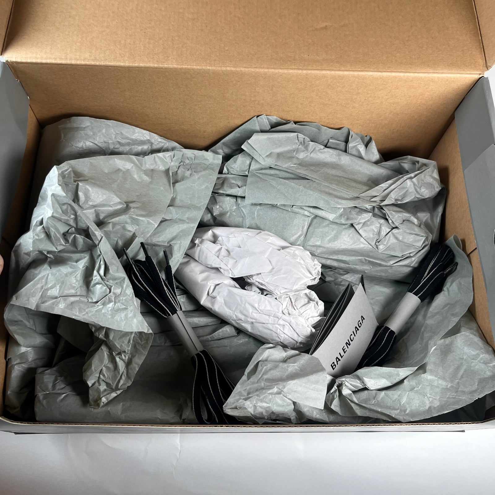 Balenciaga Metallic Grey Tracks Size 40