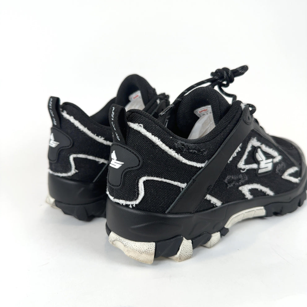 Sicko x Vessel 'Born From Pain' Hiking Sneakers
