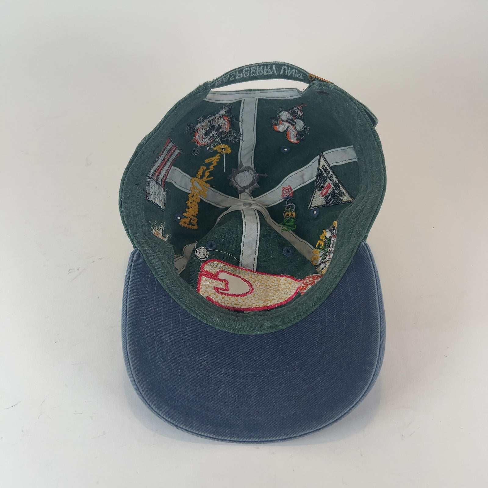 GV Gallery x Greedy Unit 80,000 Stitches Embroidered Hat