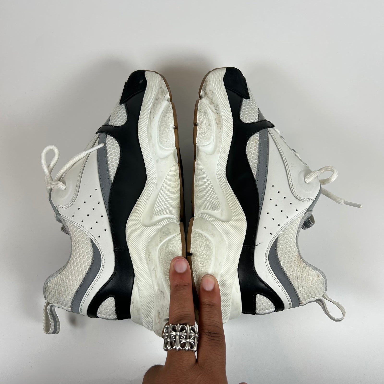 Dior B22 White/Black Sneaker Size 44