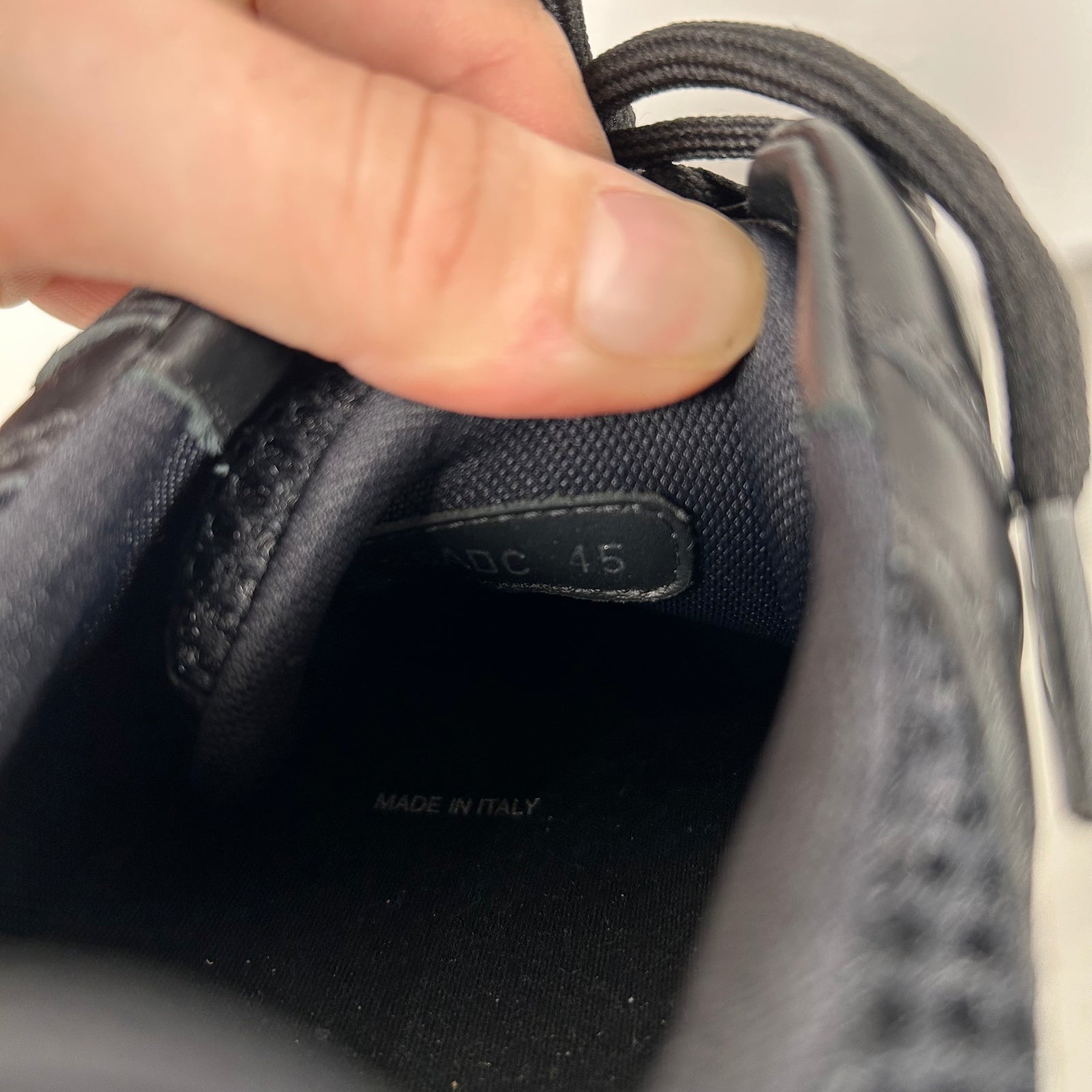 Dior B22 Black Size 45
