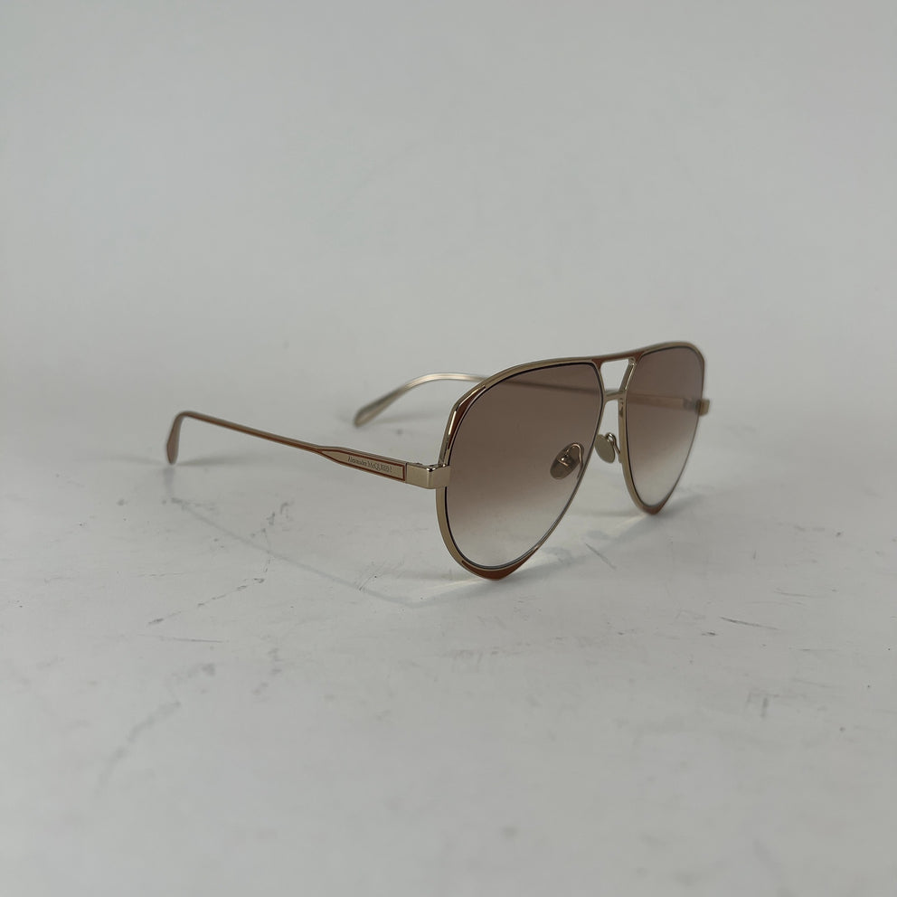 Alexander McQueen Pointed Aviator Sunglasses