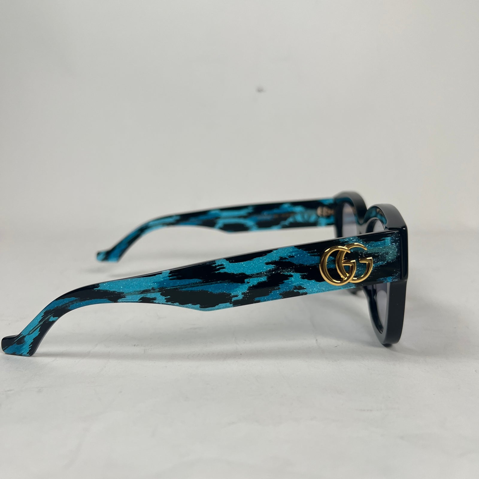 Gucci Black/Blue Butterfly Frame Sunglasses