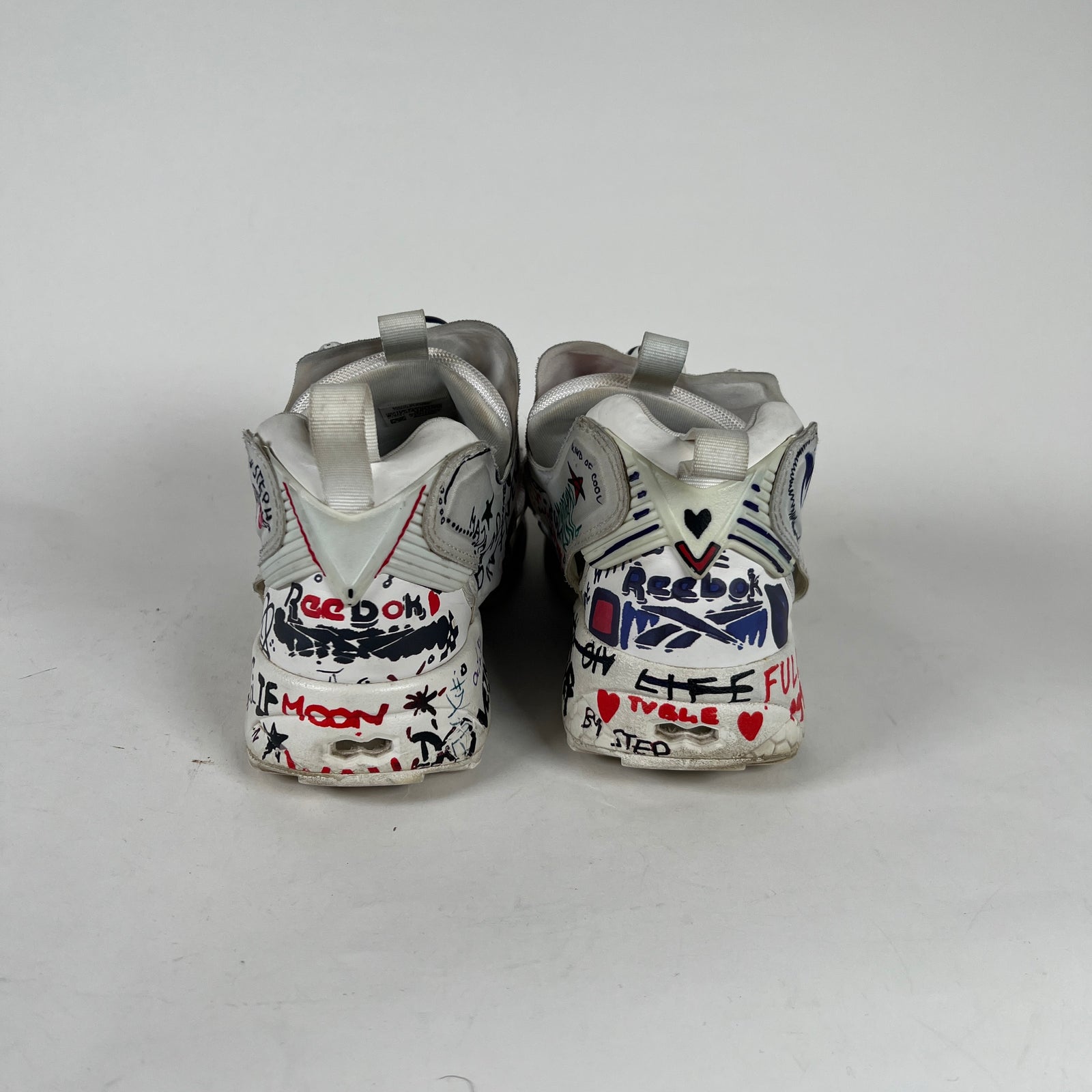 Vetements x Reebok Graphitti Size 8.5
