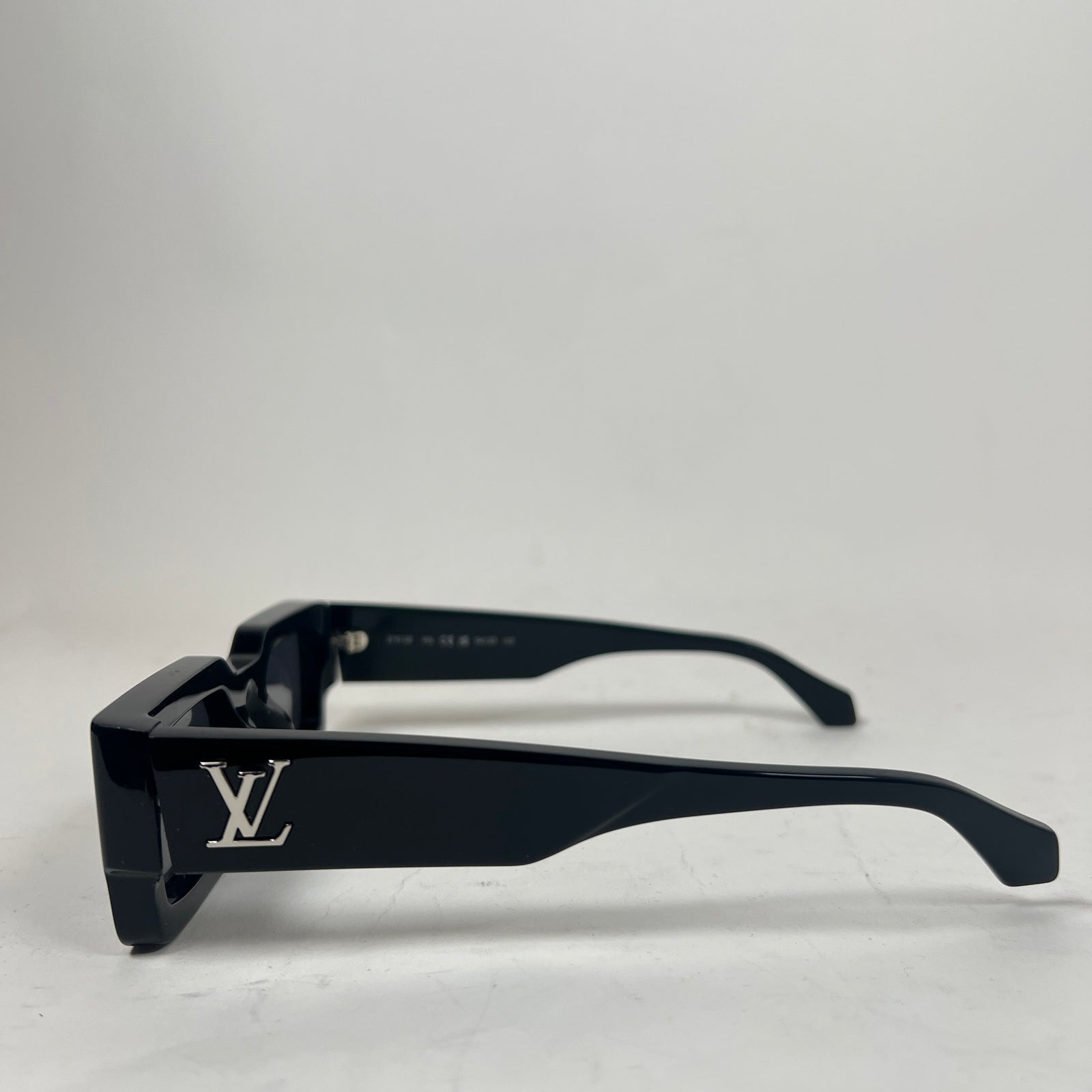 Louis Vuitton Black Clash Square Sunglasses