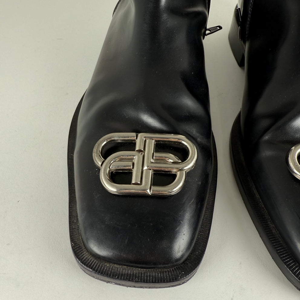 Balenciaga Rim BB Icon Leather Ankle Boots Size 43