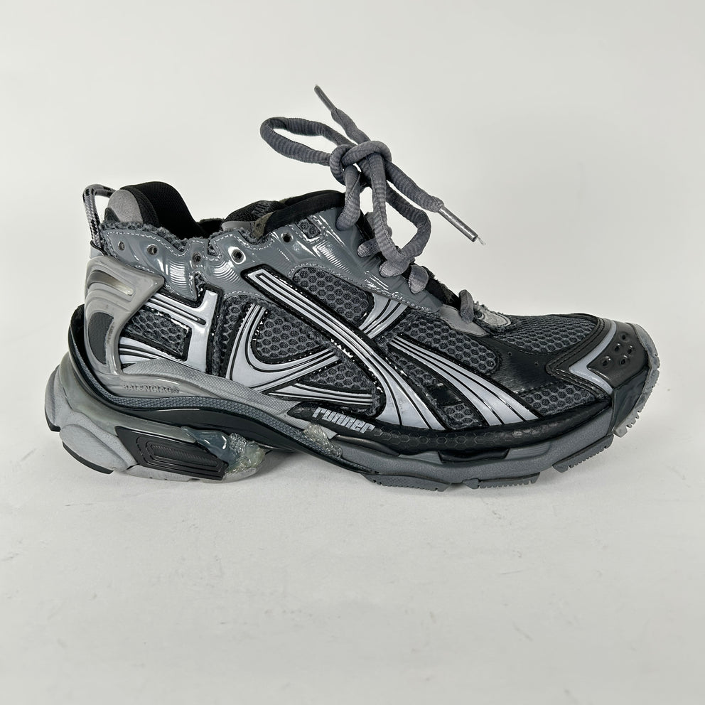 Balenciaga Triple Grey Runners Size 41