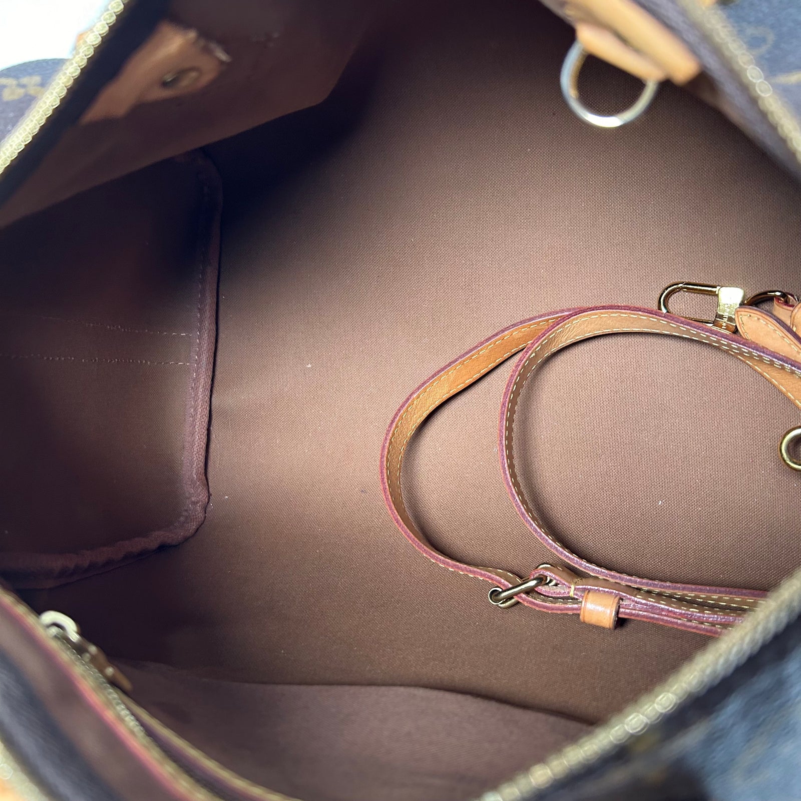 Louis Vuitton Monogram Speedy 30
