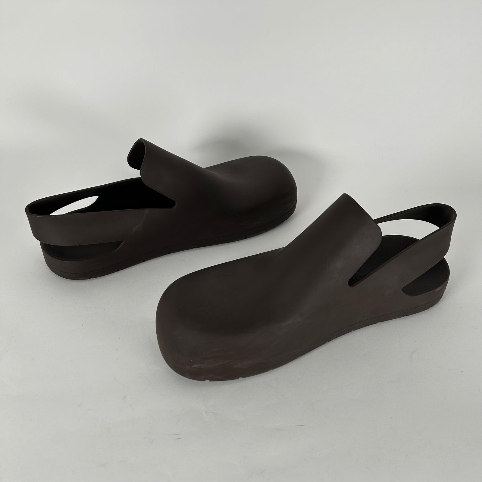 Bottega Veneta Strap Back Rubber Sandal Size 10