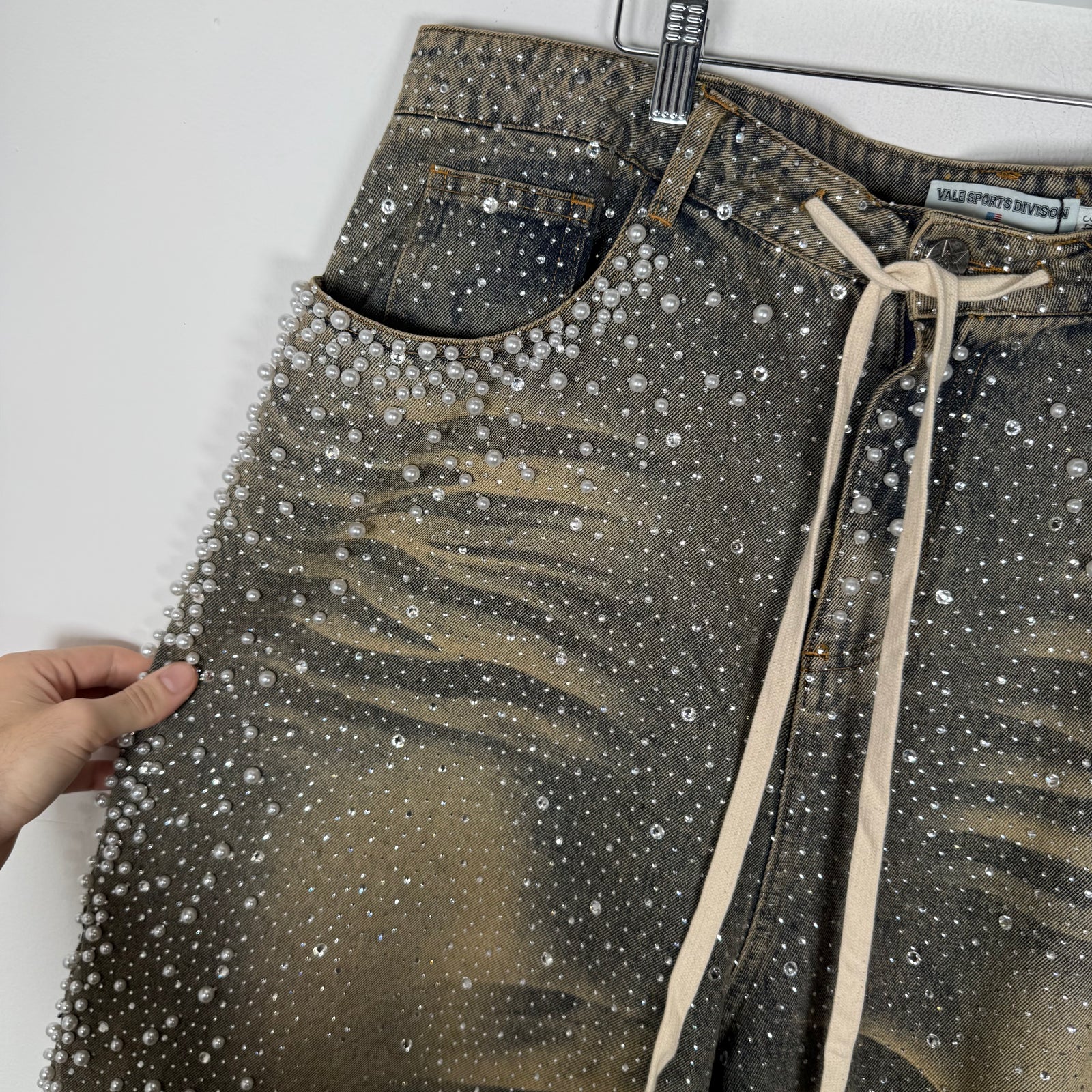 Vale Pearl/Rhinstone Denim Shorts Size 34