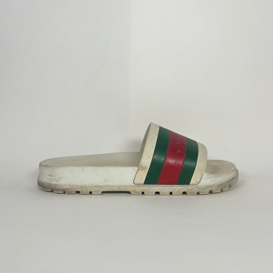 Gucci White Signature Stripe Slides Size 14