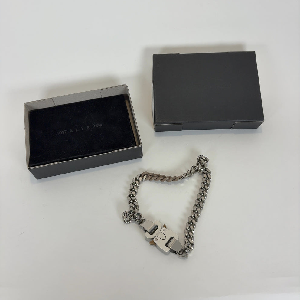 1017 ALYX 9SM Rollercoaster Buckle Choker Chain