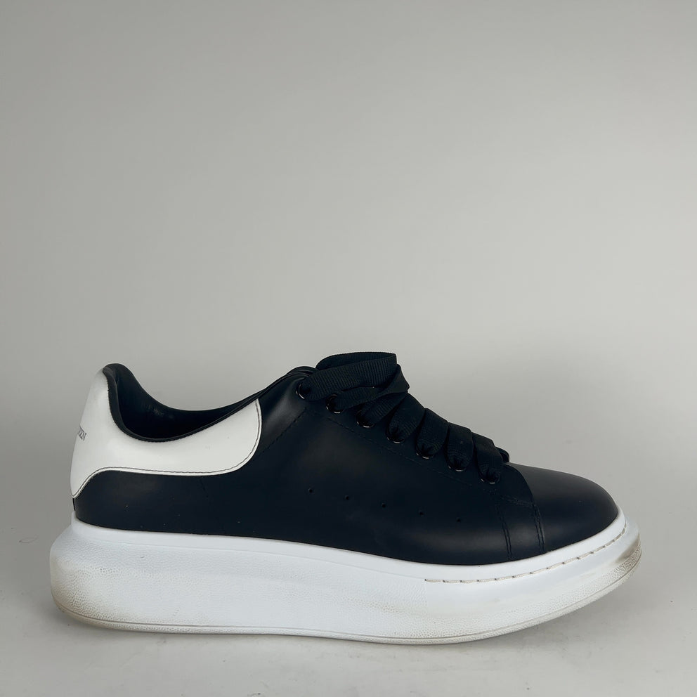 Alexander Mcqueen Black/White Low-Top Sneaker Size 12