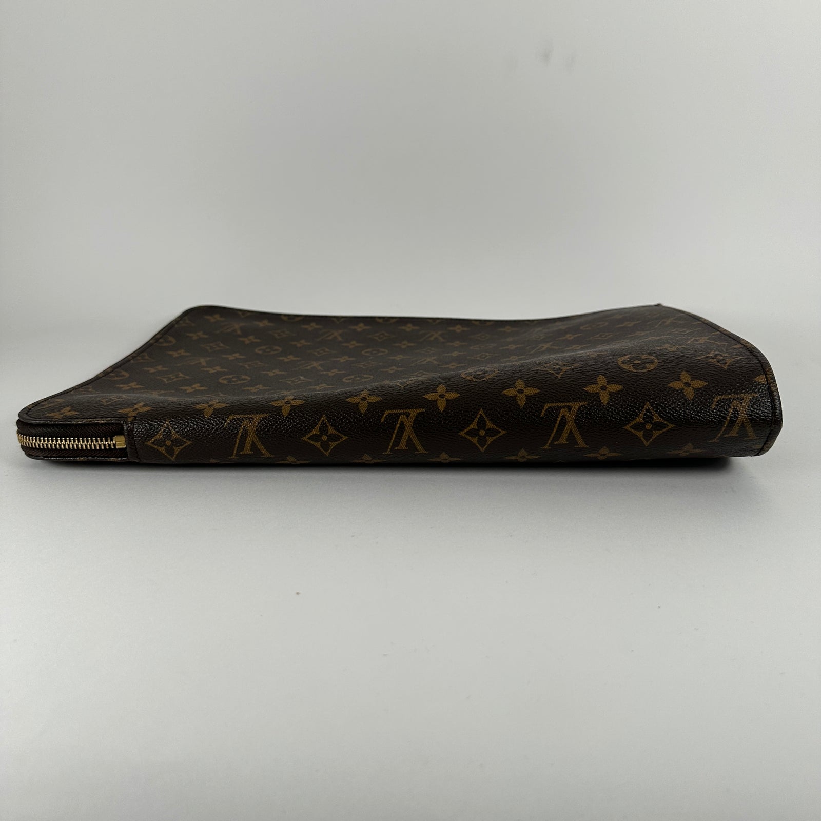 Louis Vuitton Monogram  Etui Voyage Monogram Portfolio Clutch GM
