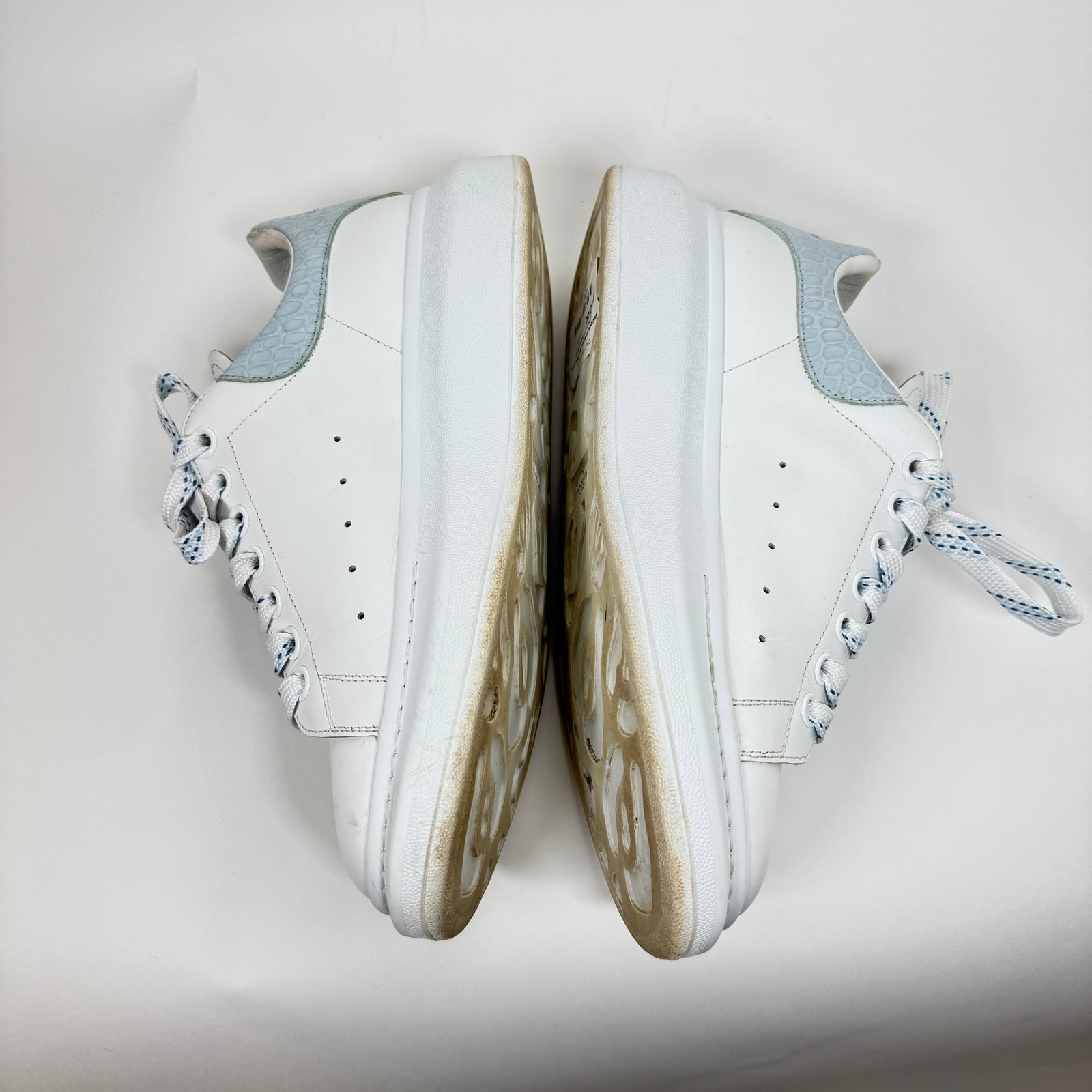 Alexander McQueen White/Blue Croc Embossed Sneaker Size 42