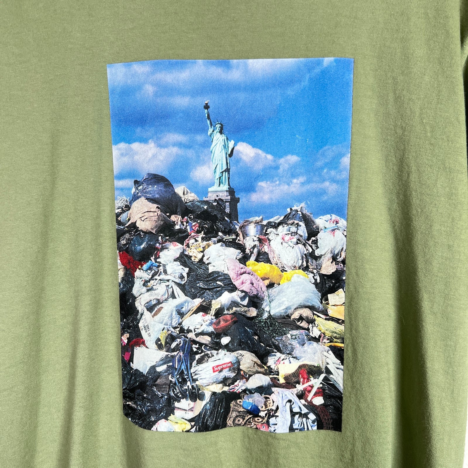 Supreme FW22 Trash Logo T-Shirt