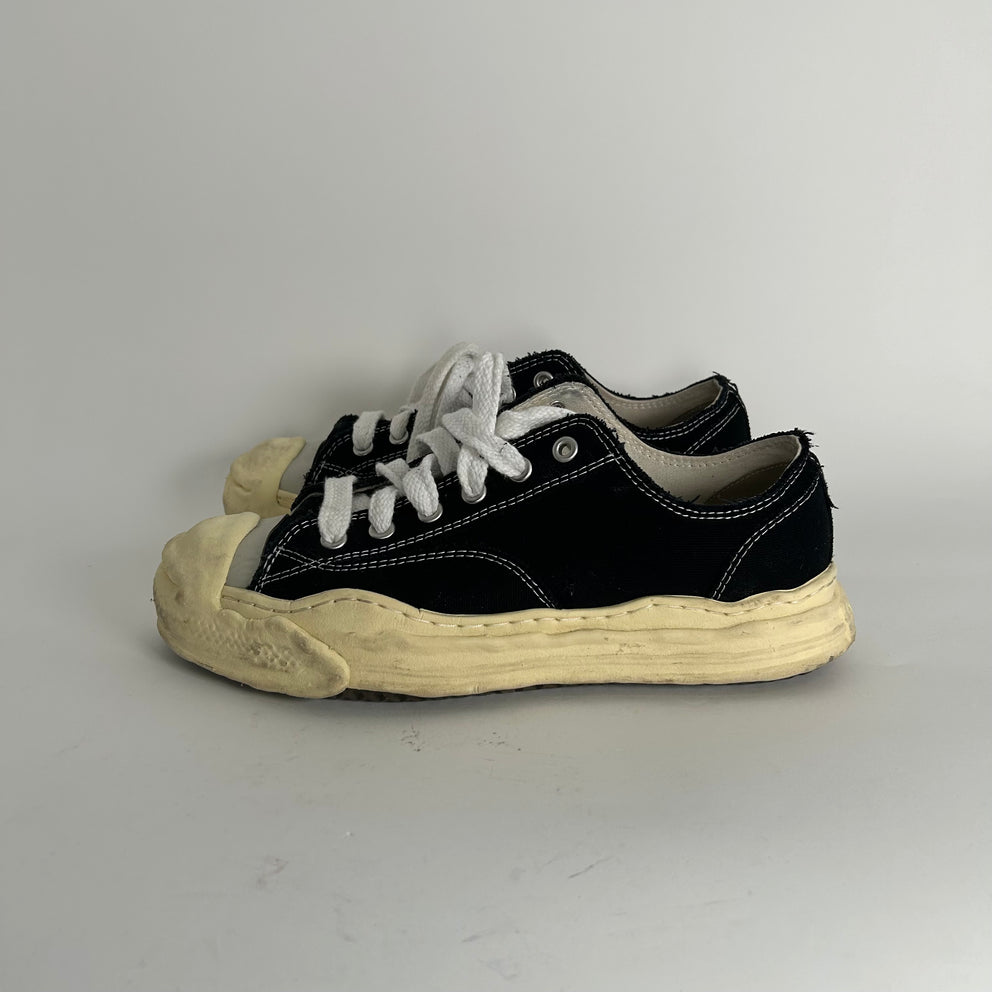 Maison Mihara Yasuhiro Black Low Top Classic Sneakers Size 45