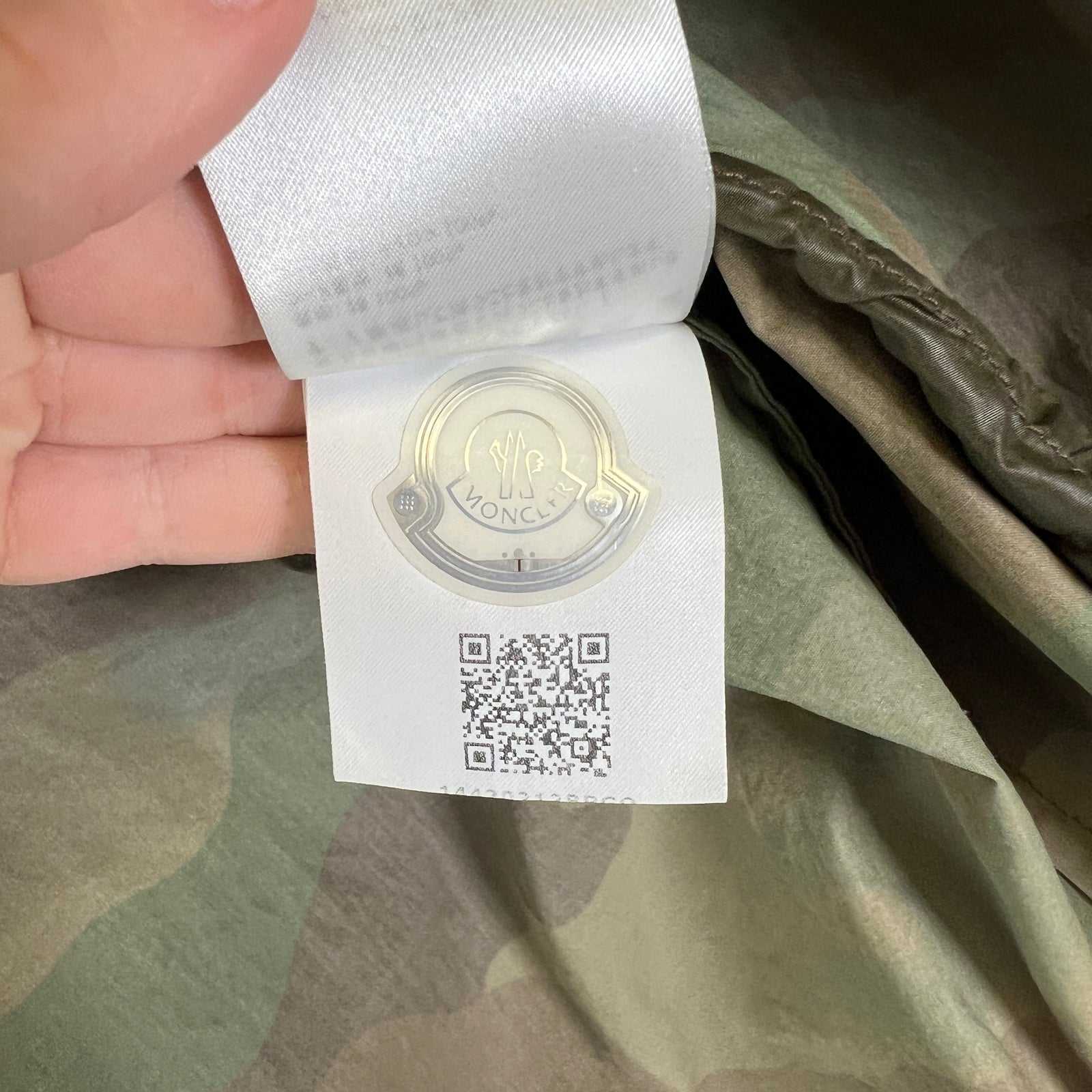 Moncler Multicolor Camo Kounde Giubbotto Jacket Size 5