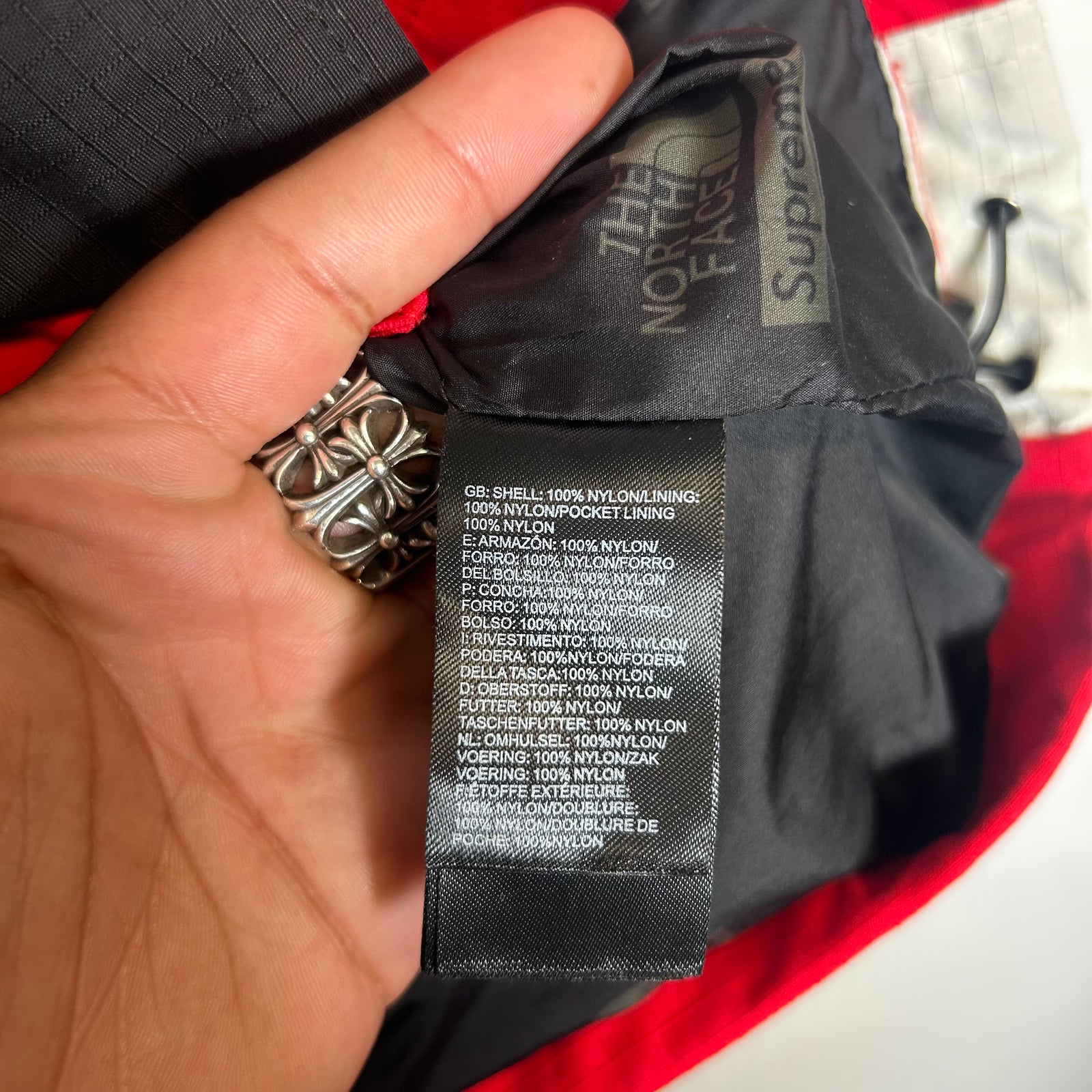 Supreme x TNF FW18 Red/Cream Expedition Jacket Size M