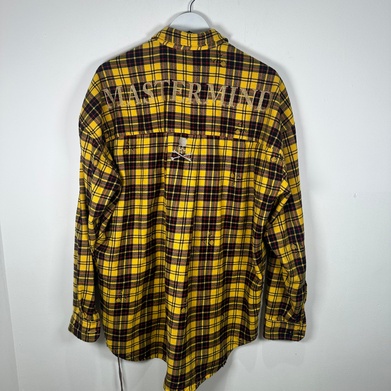 Mastermind Yellow Skull Distressed Flannel Size XL