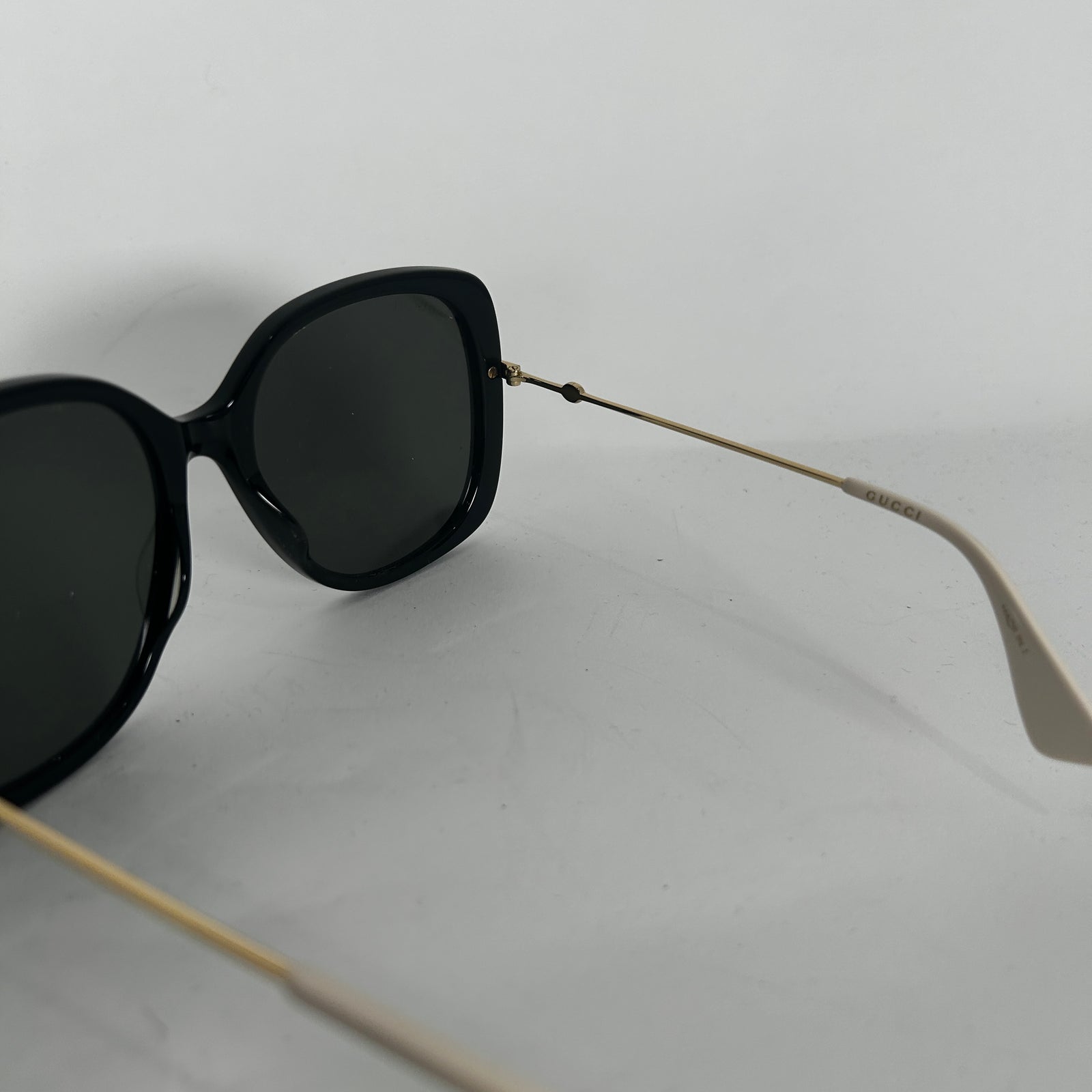 Gucci Oversized Rectangular Sunglasses