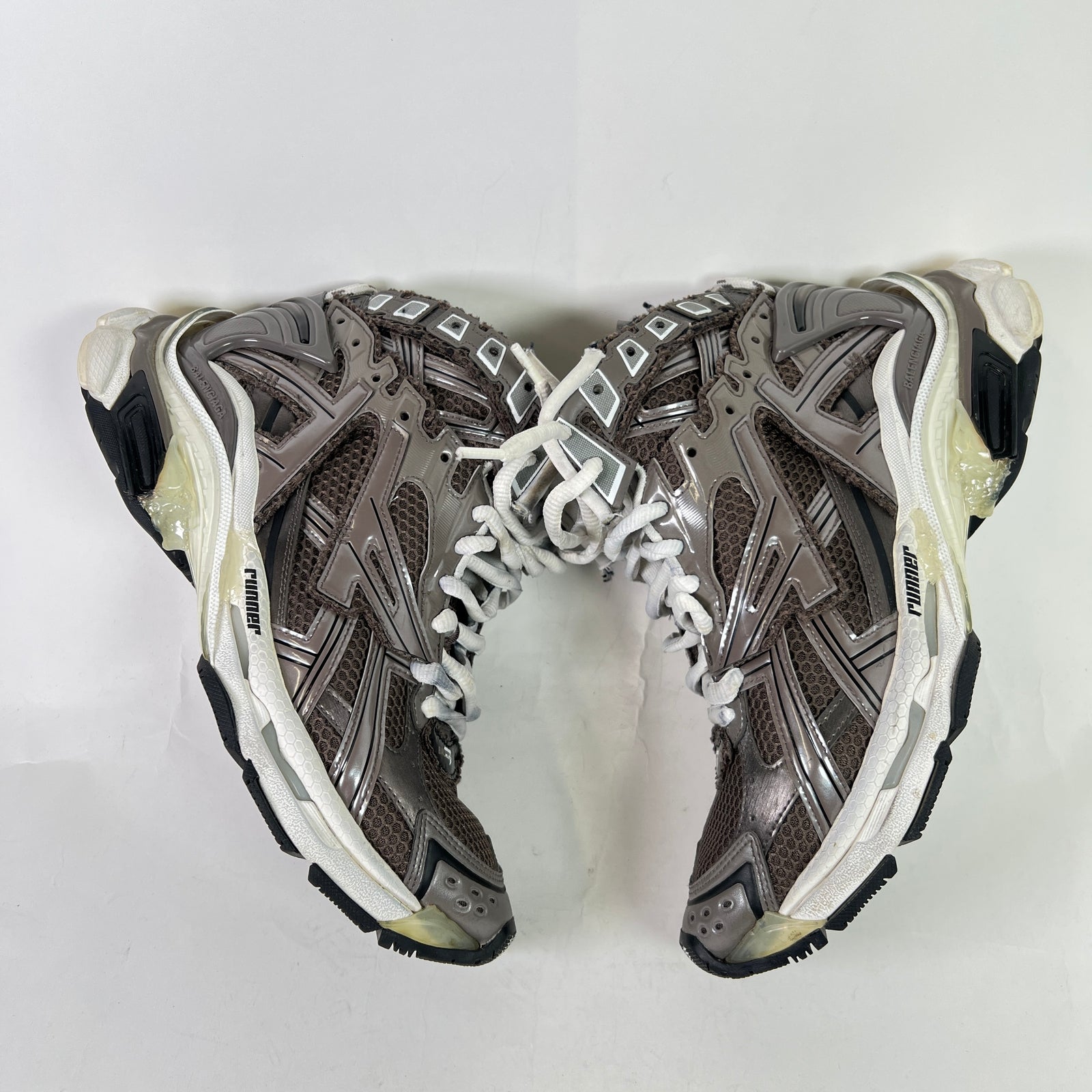 Balenciaga Runner Hightop Sneakers