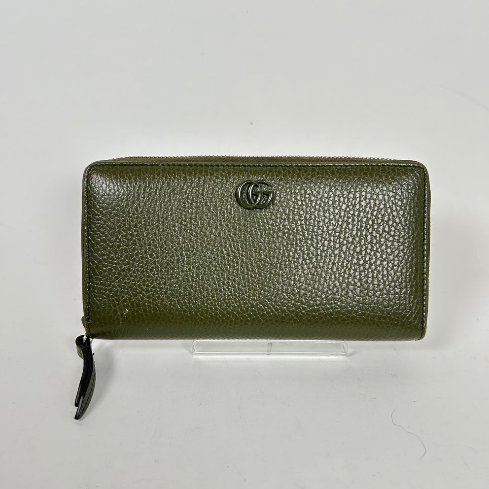 Gucci Green Round Purse GG Long Wallet