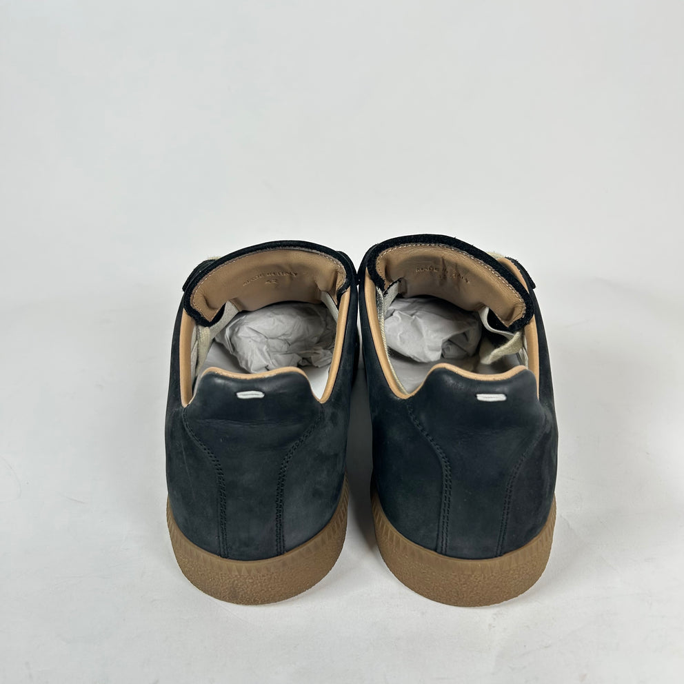 Maison Margiela Black Paint Splatter Gats Size 42