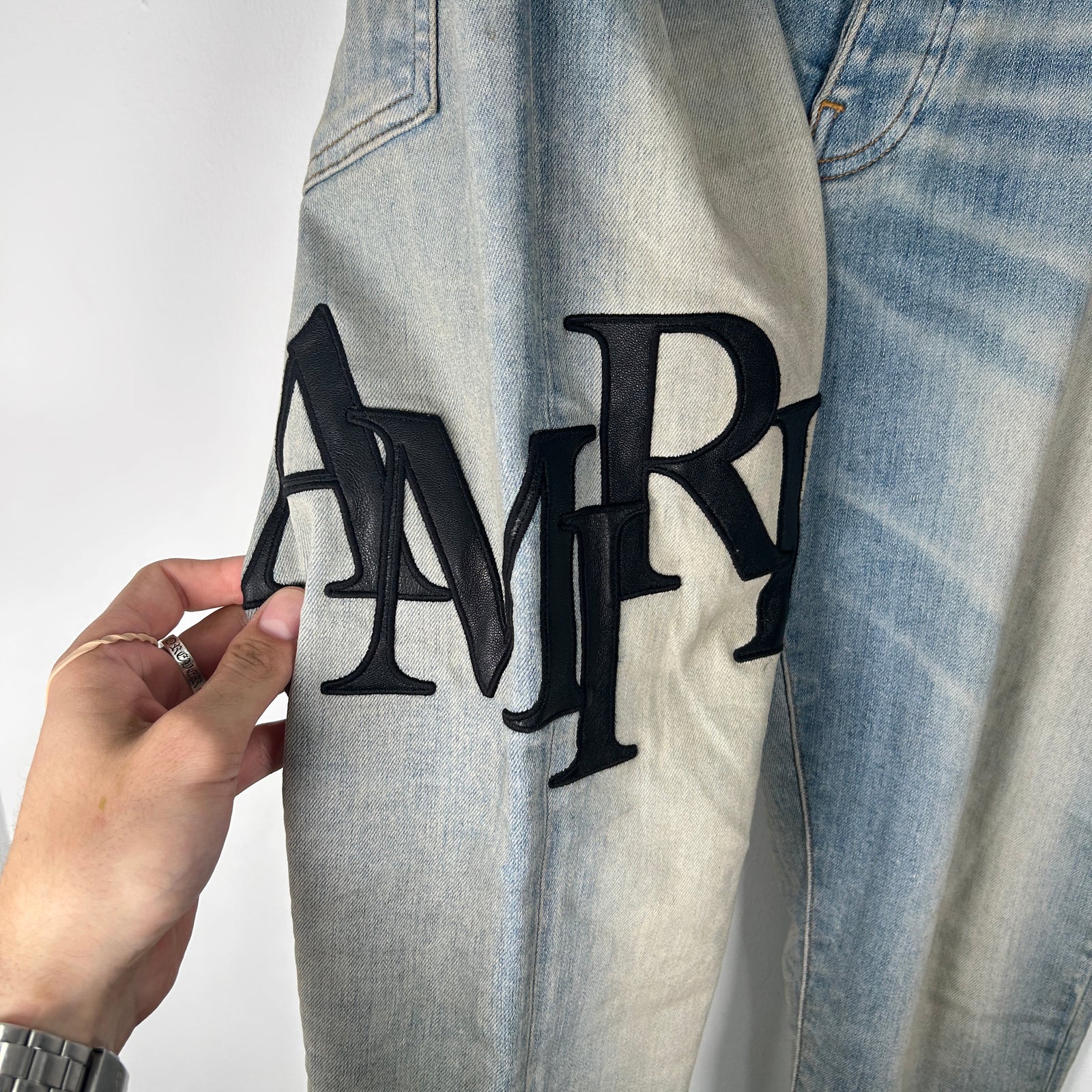 Amiri Thigh Logo Lightwash Jeans Size 36