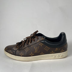 Louis Vuitton Brown Monogram Luxembourg Low-Top Sneaker Size LV 8