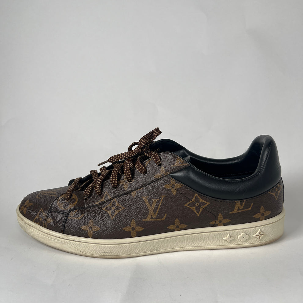 Louis Vuitton Brown Monogram Luxembourg Low-Top Sneaker Size LV 8