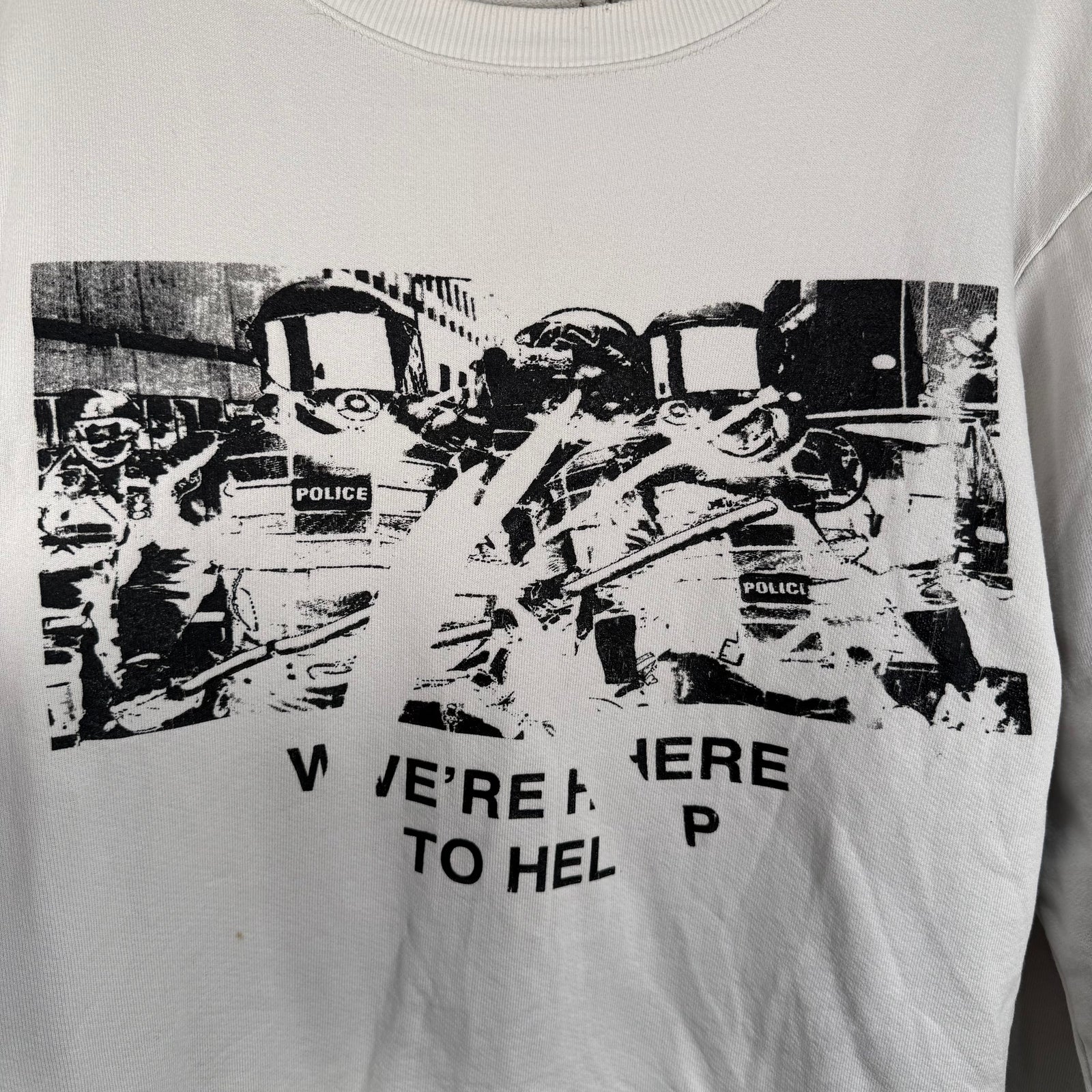 424 'Here To Help' Graphic Crewneck Size XL