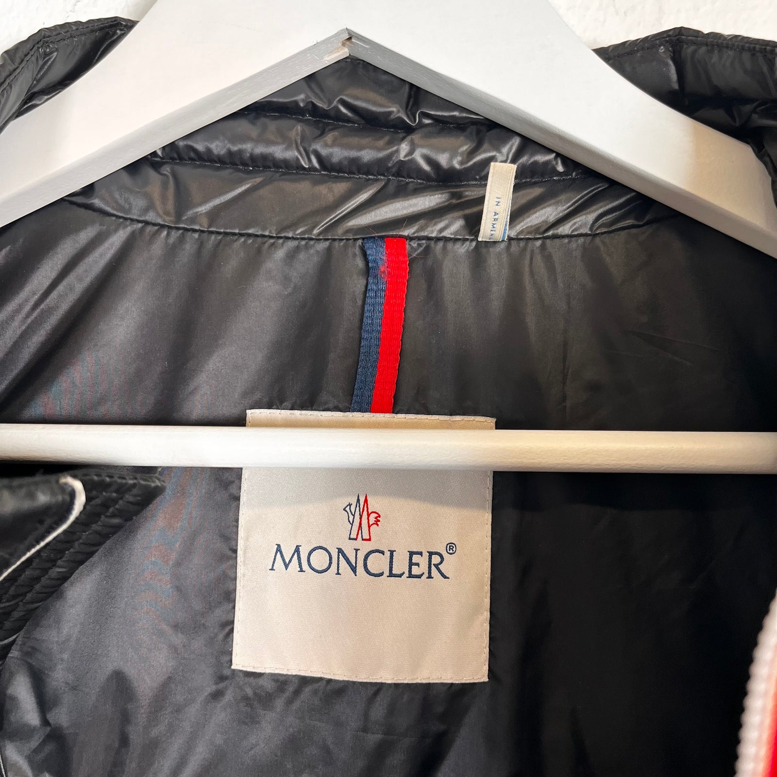 Moncler Black Benamou Down Jacket Size XXL