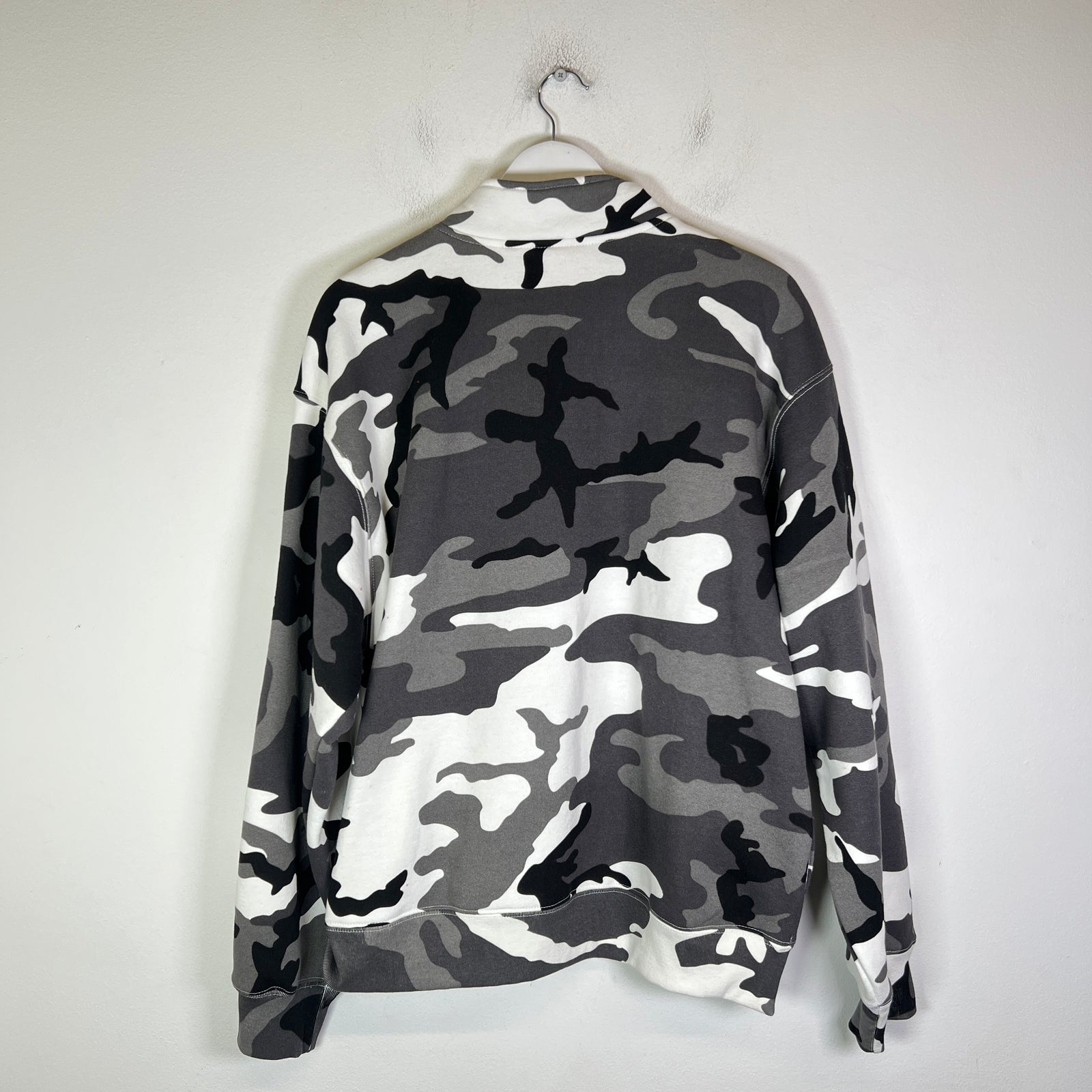 Supreme Seoul Shop Flag Half Zip Pullover