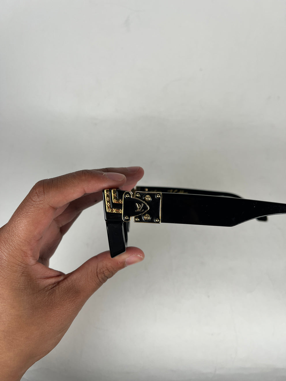 Louis Vuitton Black/Gold Millionaire 1.1 Sunglasses