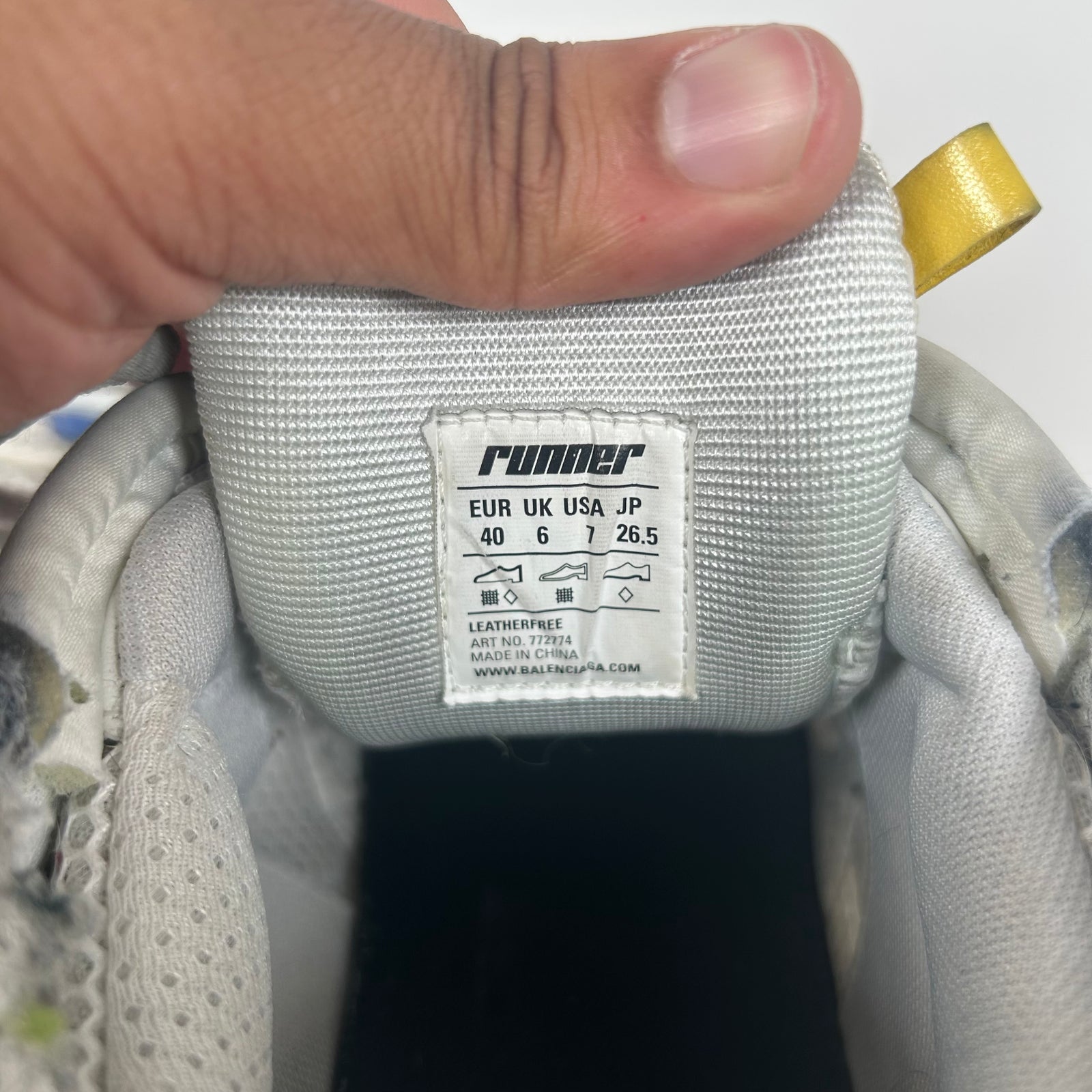 Balenciaga Multi-Color 2.0 Runner Size 40